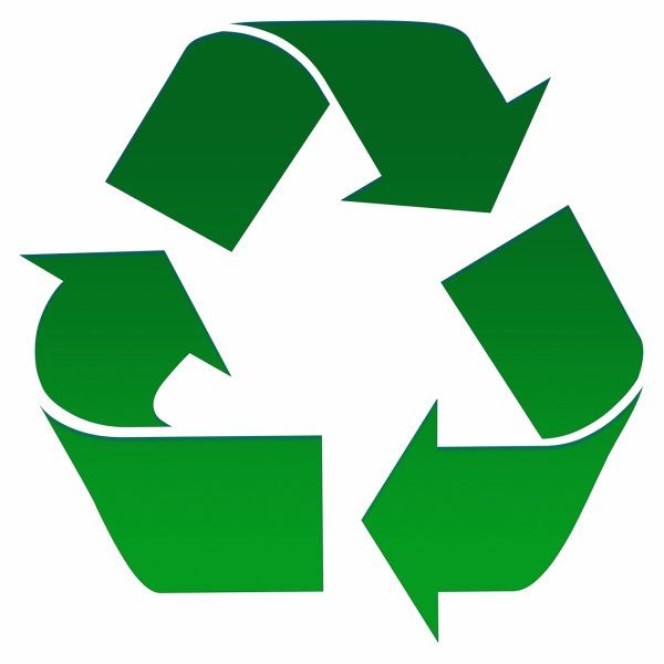Recycling Logo with three green arrows creating a triangle.